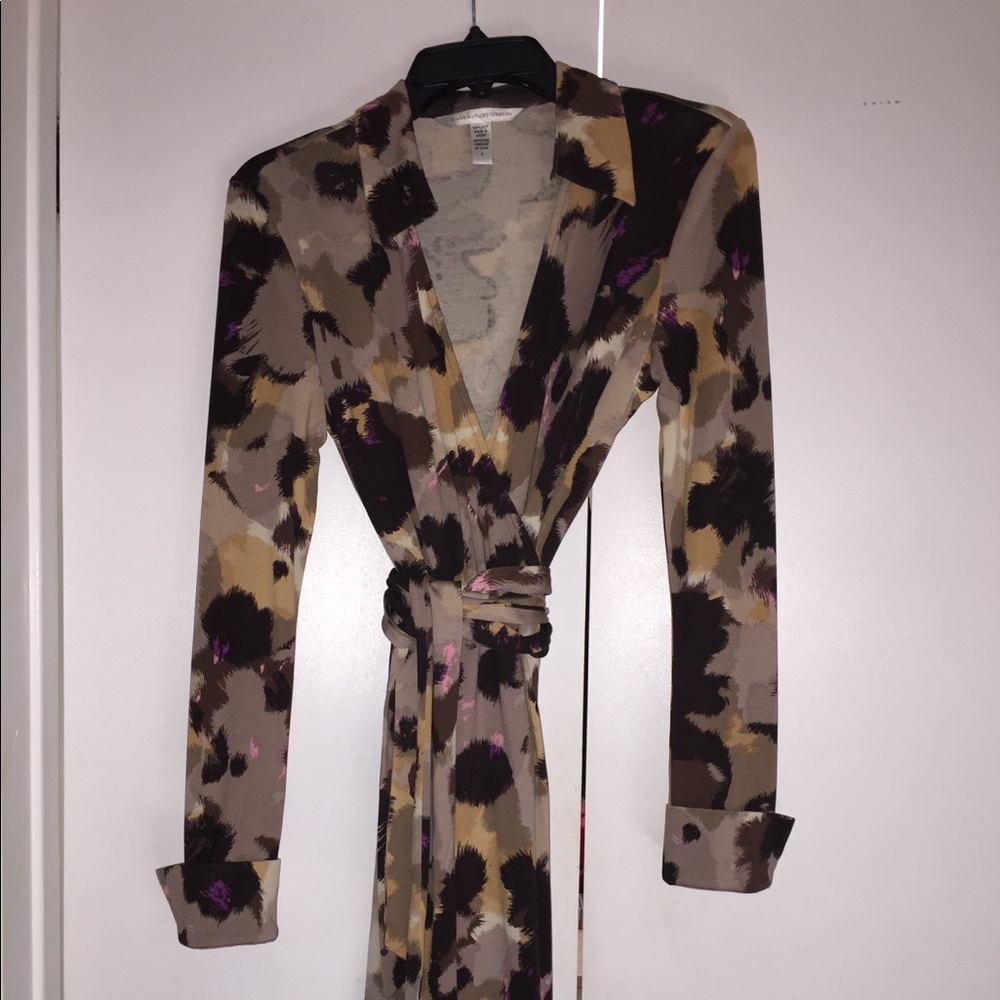 Authentic Diane Von Furstenburg Wrap Silk Dress 6